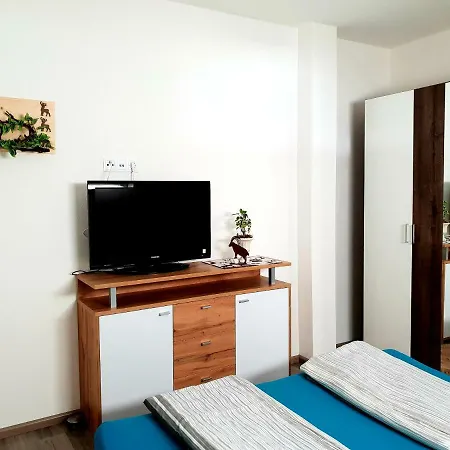 Colleen Apartment