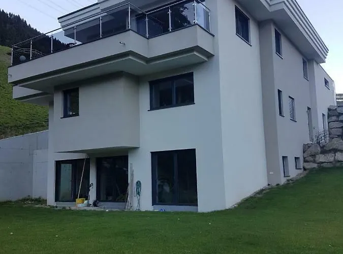 アパート Colleen *